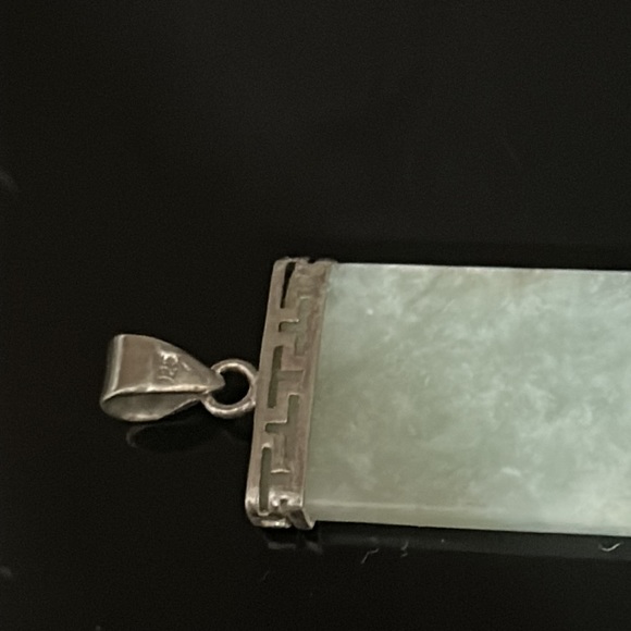 Jade Chinese sterling silver pendant - Picture 3 of 3